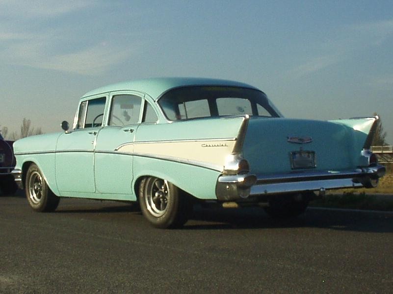 Bilder von Chevy Bel Air 57, hier: Tom's Chevrolet 210 von hinten 