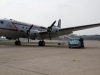 Chevy 57 BelAir mit einer DC-4 in Tempelhof beim Foto-Termin